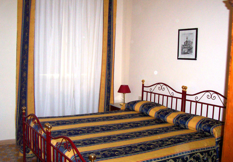 Allegroitalia Nazionale Volterra Exterior foto